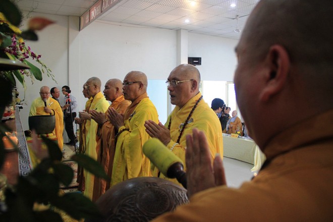 Tụng kinh cầu nguyện hòa bình cho Biển Đông - ảnh 5